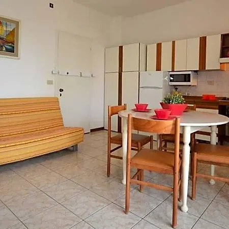 Szálloda Comfortable Flat Close To The By Beahost